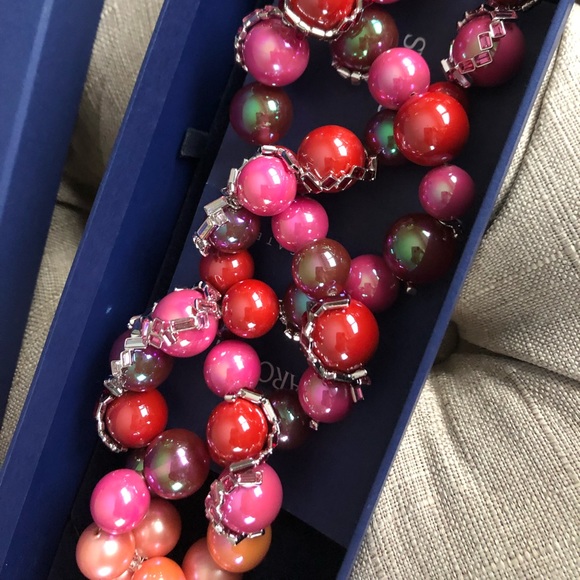 ✨ SWAROVSKI NELIA NECKLACE✨ - Picture 3 of 4